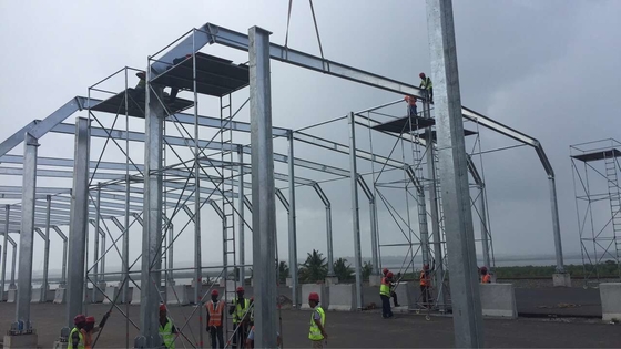 EPS Prefab Warehouse Homes Steel Structure For Shopping Mall Building 2200mm